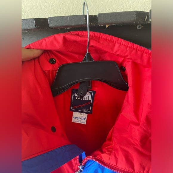 THE NORTH FACE || extreme windbreaker jacket - Picture 5 of 7